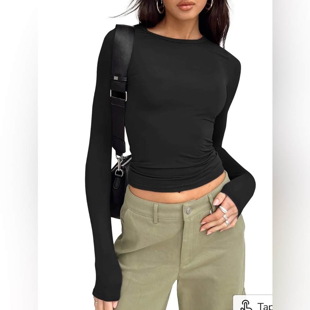 Trendy Queen Black Long Sleeve Slim Fit Crop Top Size L NWOT